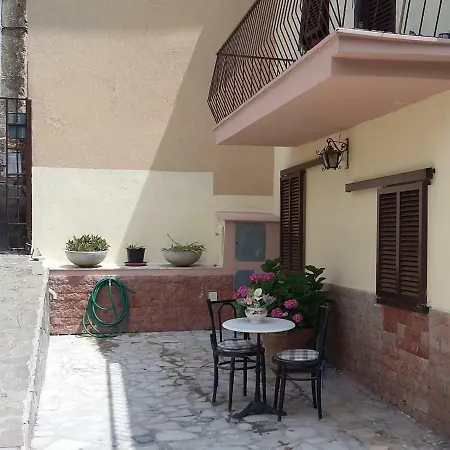 Apartment Casa Swami La Spezia